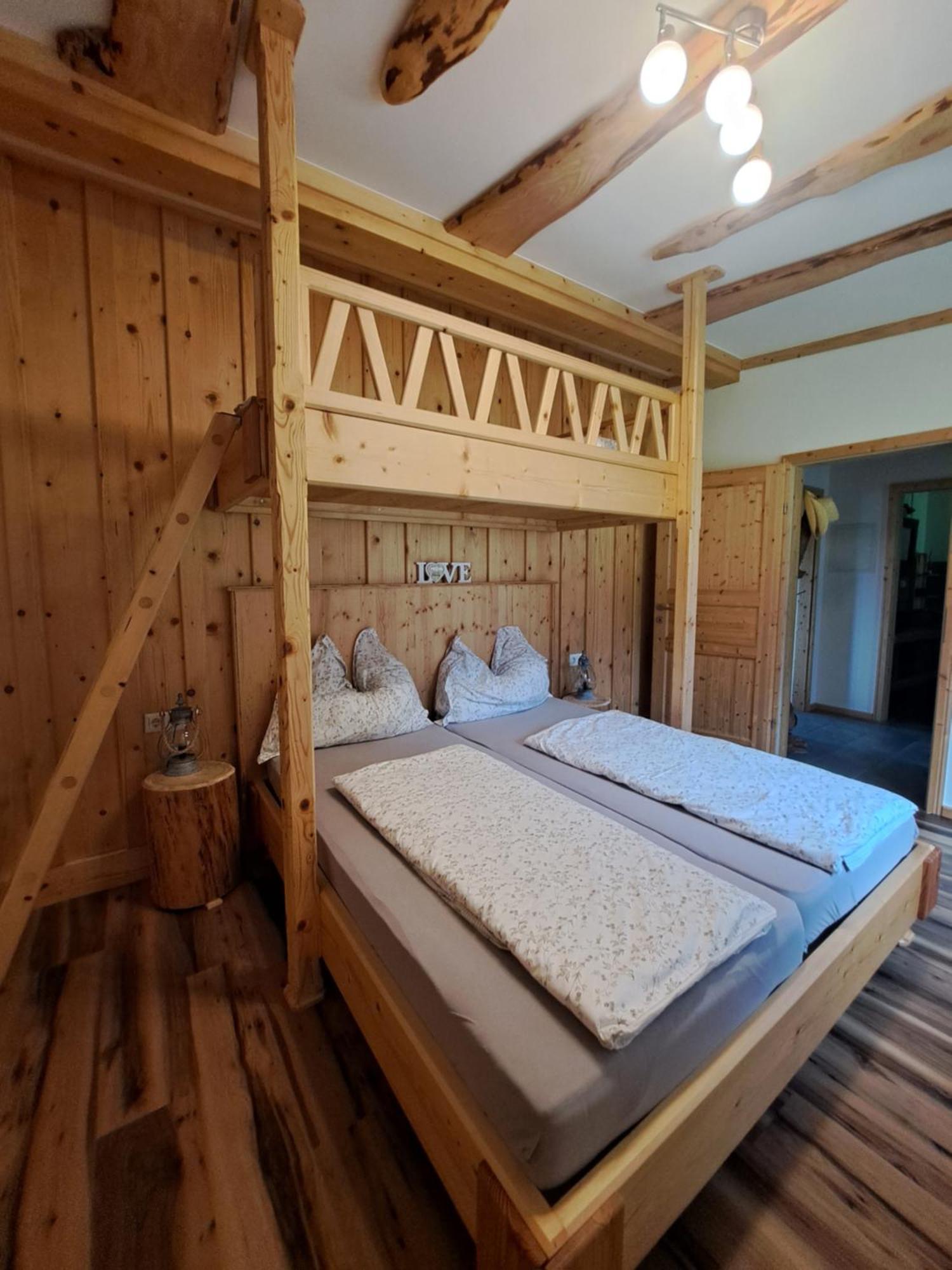 Erlebnisbauernhof Gutschi Ranch Kamp Chambre photo